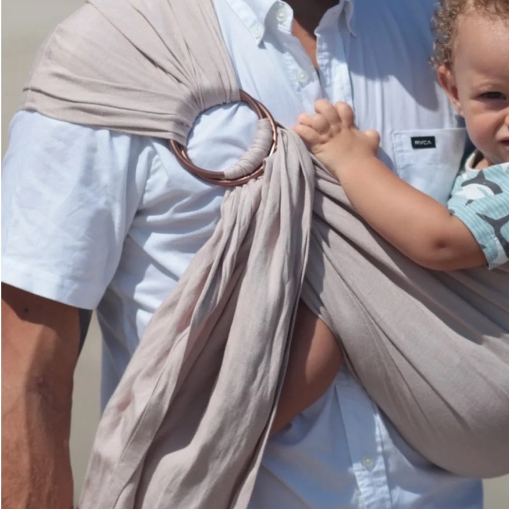 Nalakai Linen Sling tan. Excellent used condition.